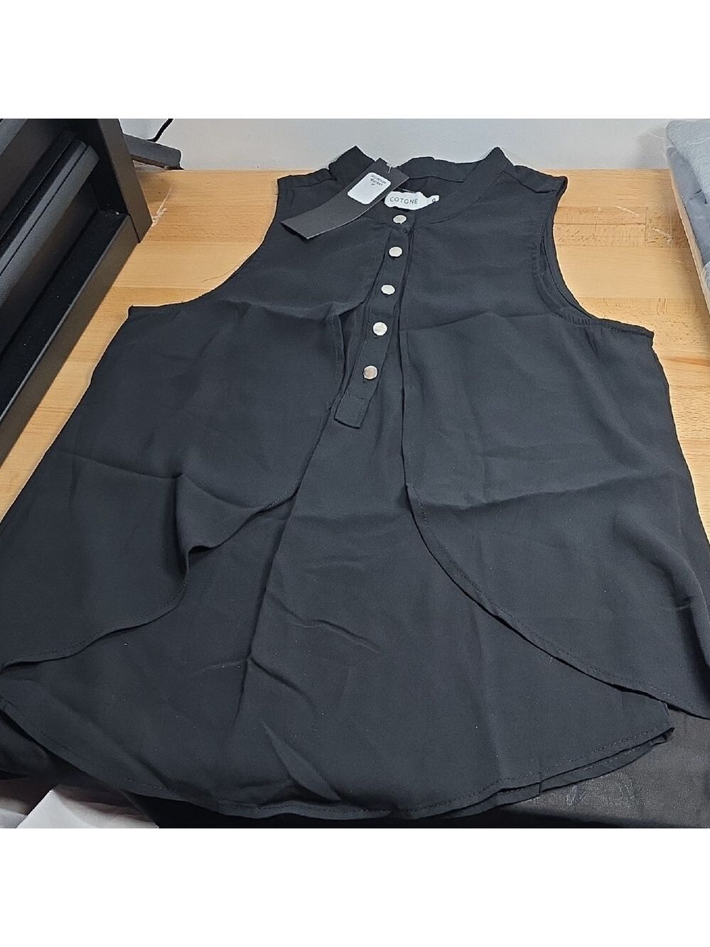 Black Sleeveless Blouse